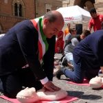 2916-05-28_Posizionamento dei primi tre Defibrillatori Automatici Esterni (DAE)